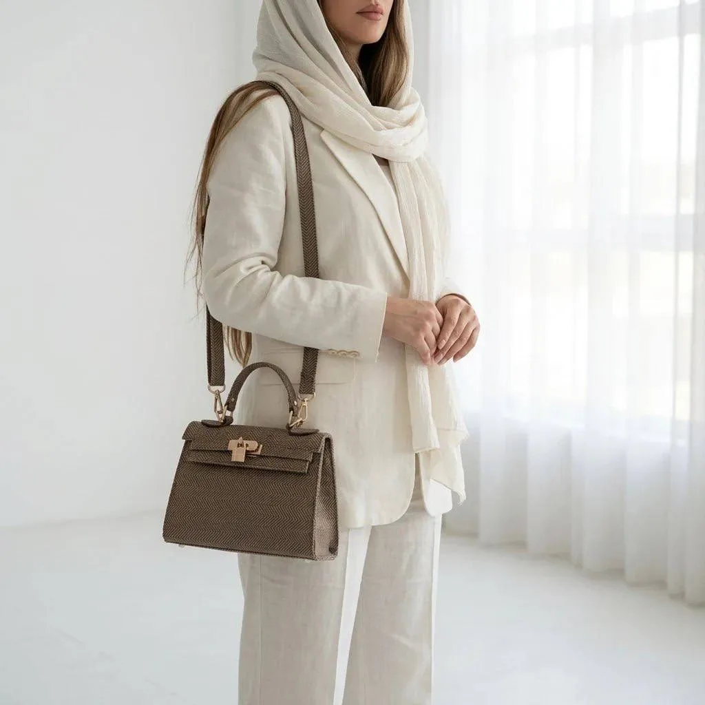کیف پاسپورتی چرم مصنوعی زنانه روزمره و اسپرت - Image 6
